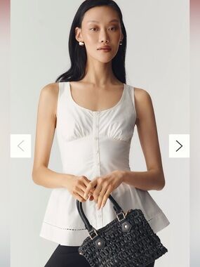 EN SAISON NWOT Brittany White Button-Front Peplum Top